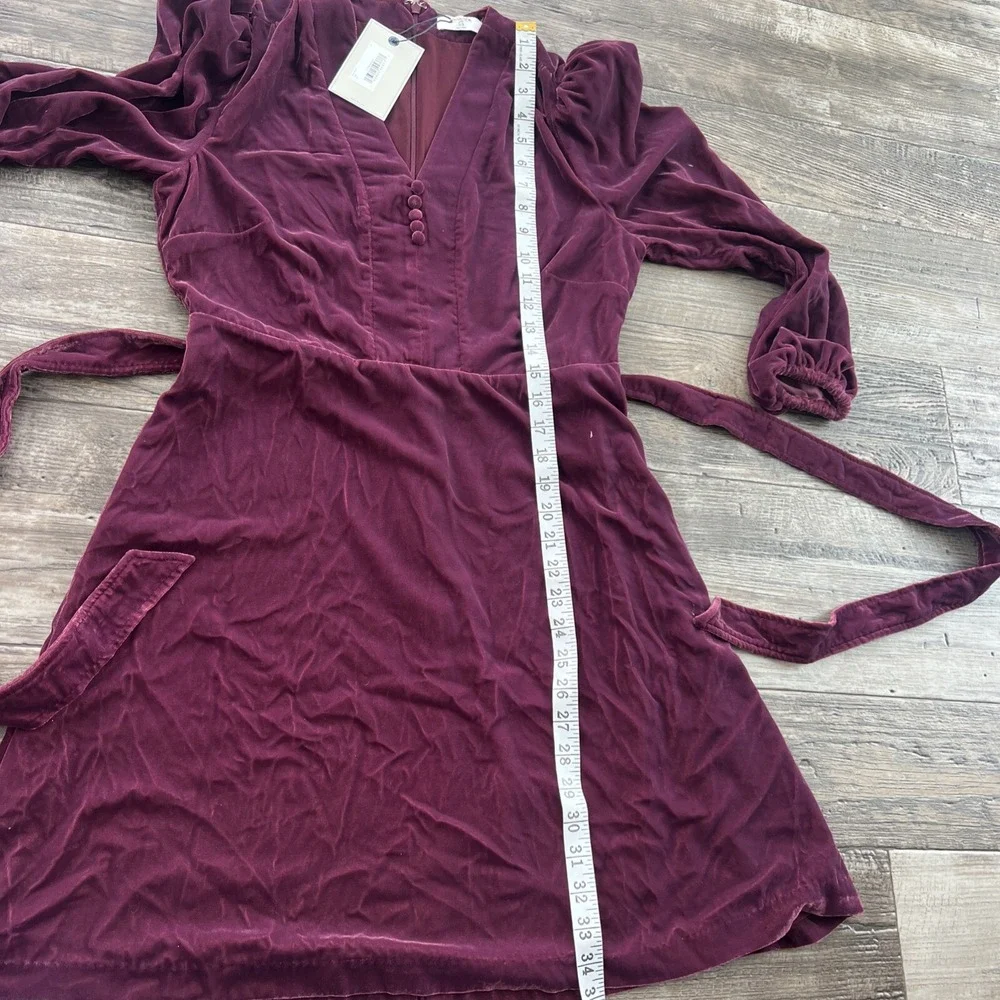 Untuckit Women's Size Xs‎ Belted Velvet Mickie Dress Button V Neck Burgundy